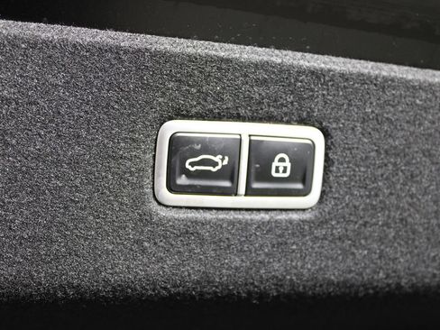 Used 2024 Hyundai Ioniq 6 Limited RWD image 28