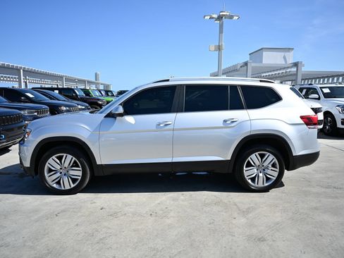 Used 2019 Volkswagen Atlas SE FWD image 11
