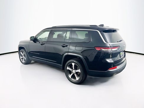 Used 2023 Jeep Grand Cherokee L Limited w/ Luxury Tech Group II AWD/4WD image 5