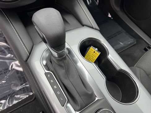 Certified 2025 Chevrolet Blazer LT w/ Convenience Package image 15