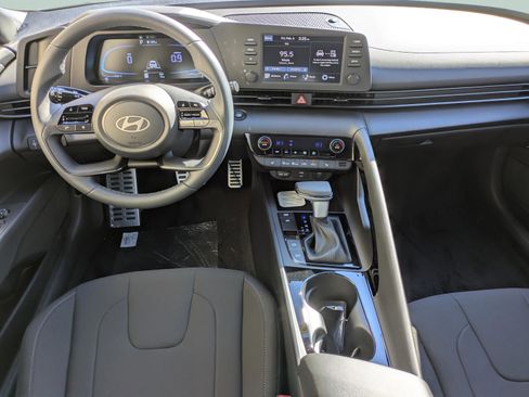 New 2026 Hyundai Elantra SEL Sport image 32