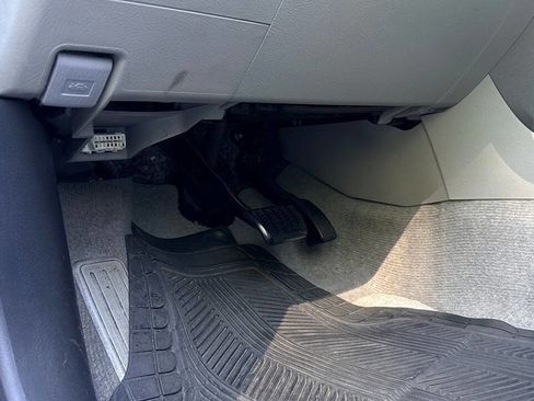 Used 2012 Toyota RAV4 4WD w/ Value Pkg image 27