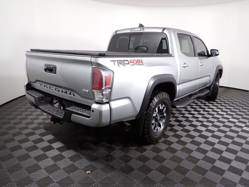 Used 2023 Toyota Tacoma TRD Off-Road w/ TRD Premium Off Road Package image 18