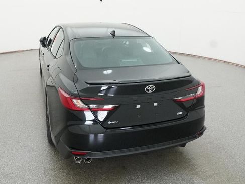New 2026 Toyota Camry SE FWD image 39
