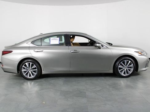 Used 2021 Lexus ES 350 w/ Premium Package image 13
