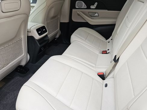 Certified 2020 Mercedes-Benz GLS 450 4MATIC image 30