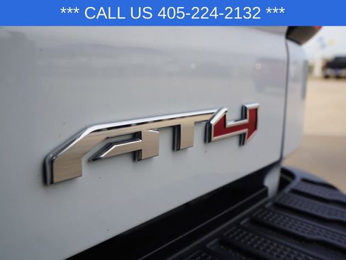 Used 2024 GMC Sierra 1500 AT4 w/ Technology Package image 8