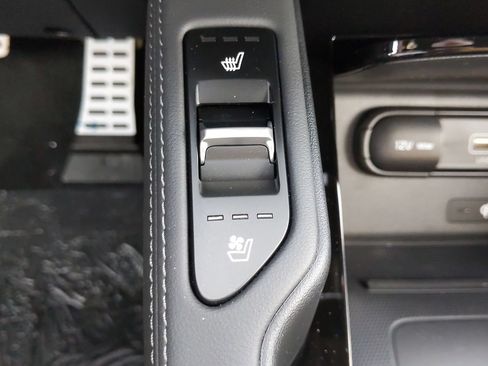 Used 2022 Kia Telluride SX w/ Towing Package FWD image 20