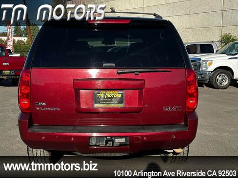 Used 2008 GMC Yukon SLT w/ SLT Preferred Equipment Group image 5
