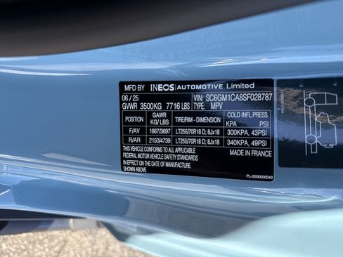 Used 2025 INEOS Grenadier Station Wagon AWD/4WD image 35