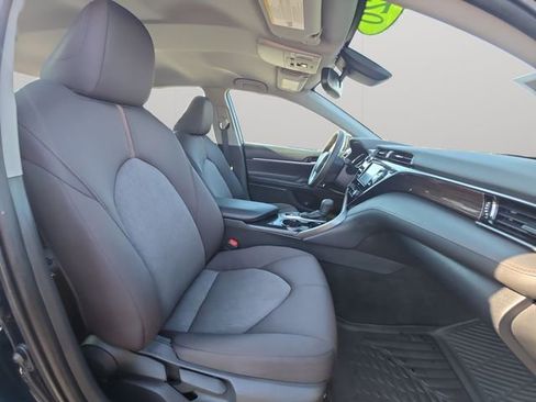 Used 2020 Toyota Camry LE w/ Convenience Package image 13