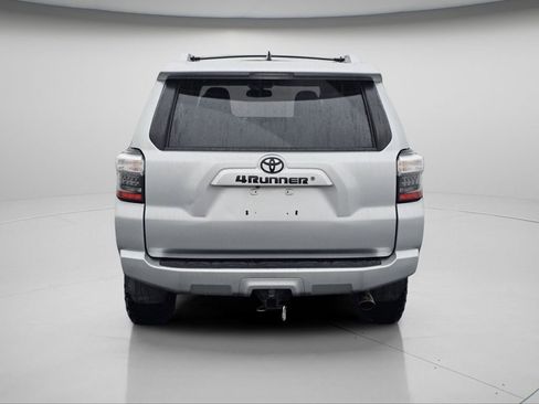 Used 2018 Toyota 4Runner SR5 image 22