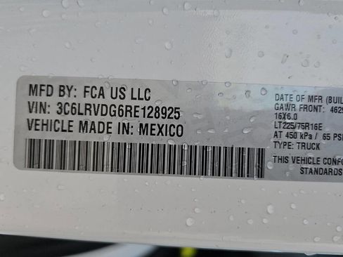 Used 2024 RAM ProMaster 2500 w/ Convenience Group image 14