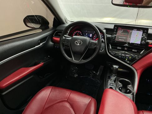 Used 2021 Toyota Camry XSE w/ Navigation Package FWD image 29