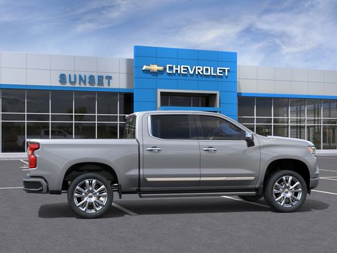 New 2026 Chevrolet Silverado 1500 High Country AWD/4WD image 5