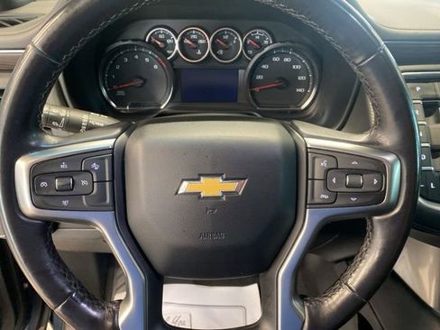 Used 2021 Chevrolet Suburban LS AWD/4WD image 12