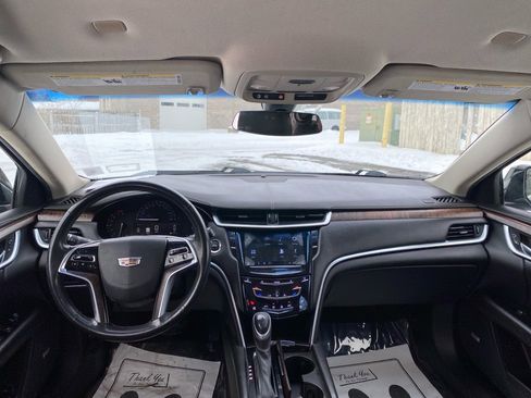 Used 2019 Cadillac XTS Luxury image 16