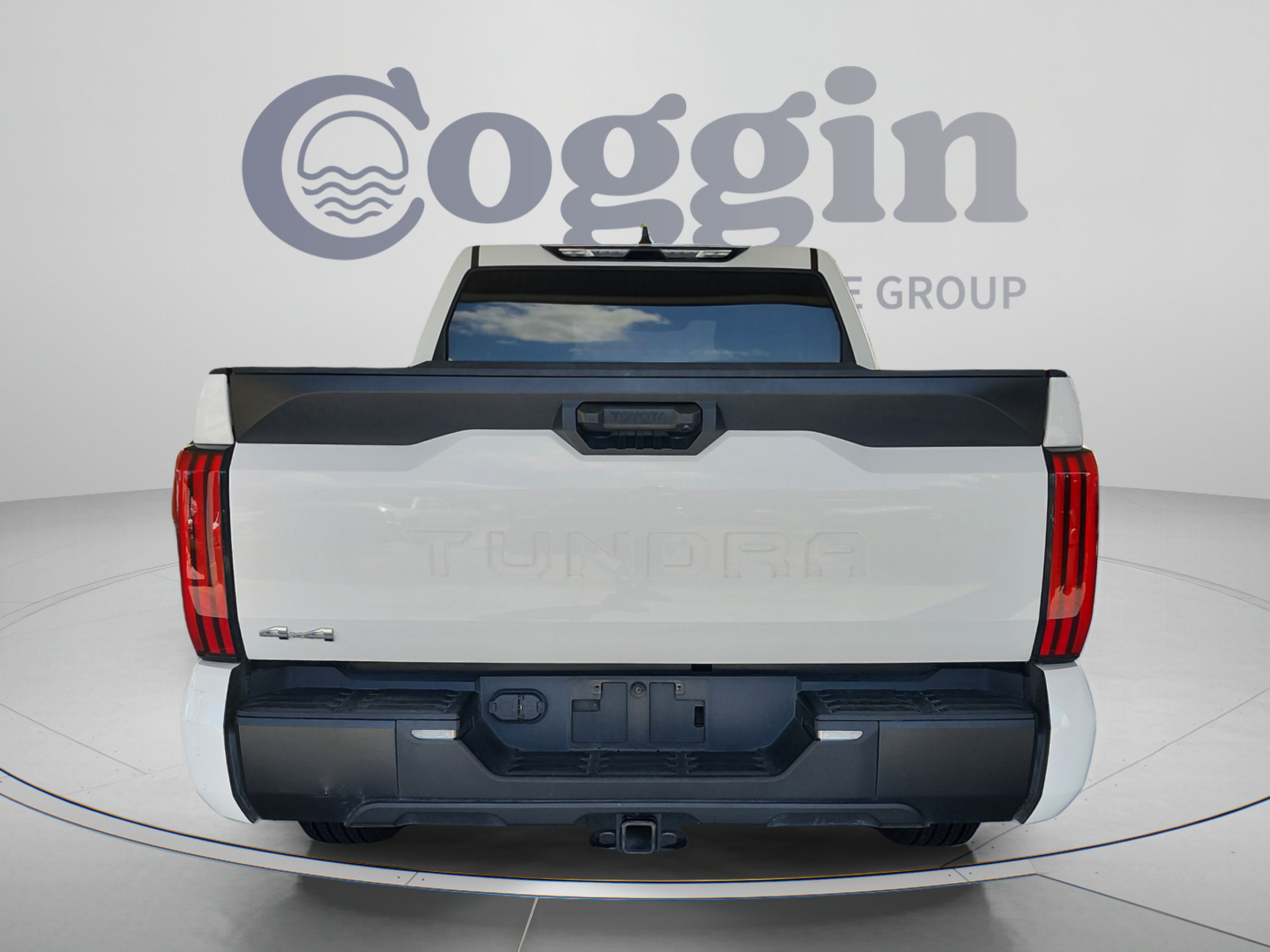 Used 2025 Toyota Tundra SR5 AWD/4WD image 4