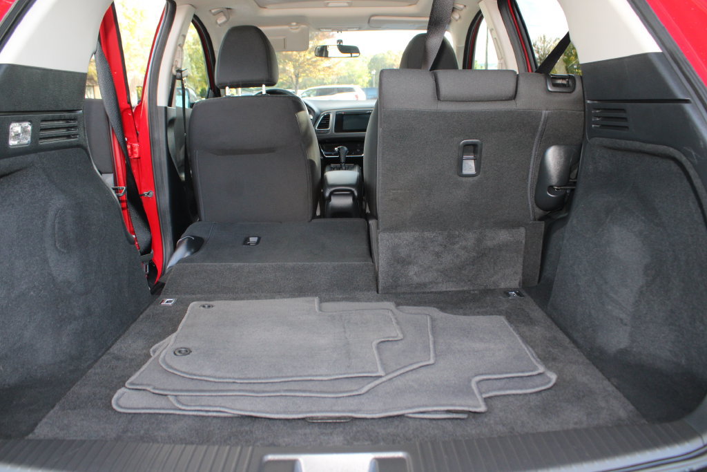 Certified 2018 Honda HR-V EX image 30