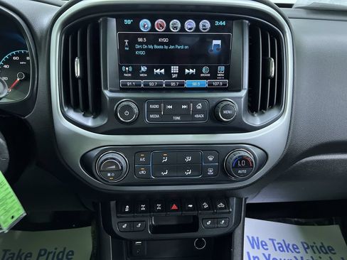 Used 2018 Chevrolet Colorado ZR2 AWD/4WD image 21