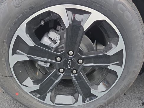 New 2026 Chevrolet Equinox LT image 25