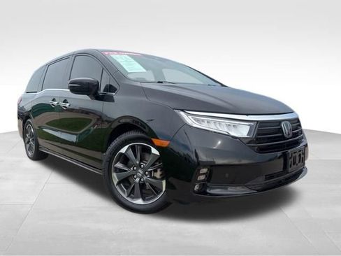 Used 2022 Honda Odyssey Elite image 2