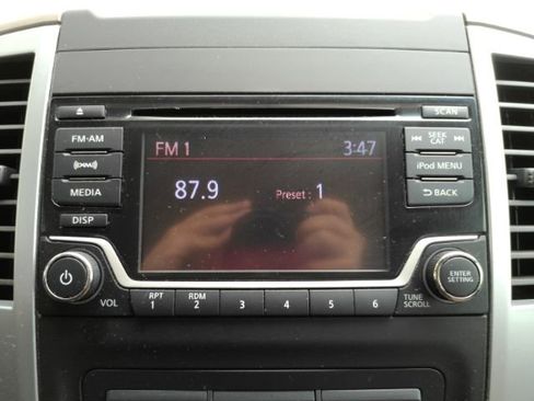 Used 2018 Nissan Frontier SV RWD image 39