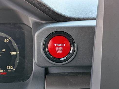 Used 2024 Toyota Tacoma TRD Sport AWD/4WD image 27