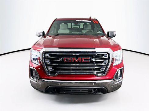 Used 2019 GMC Sierra 1500 SLT w/ SLT Premium Plus Package AWD/4WD image 13
