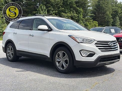 Used 2013 Hyundai Santa Fe GLS w/ Popular Equipment Pkg FWD image 8