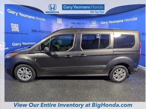 Used 2020 Ford Transit Connect XLT image 9