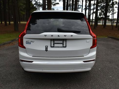 New 2024 Volvo XC90 T8 Plus w/ Protection Package Premier image 4