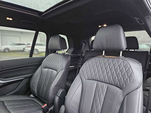 Used 2019 BMW X7 xDrive50i w/ Dynamic Handling Package image 21