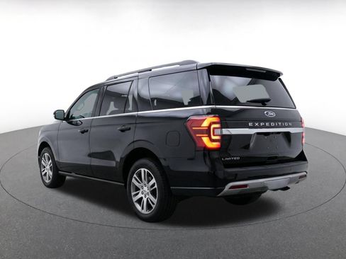 Used 2024 Ford Expedition Max Limited AWD/4WD image 5