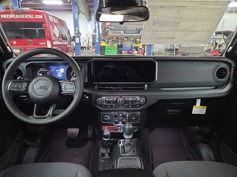 New 2026 Jeep Wrangler Unlimited Rubicon image 13