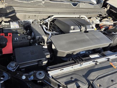 Used 2025 Chevrolet Colorado LT RWD image 24