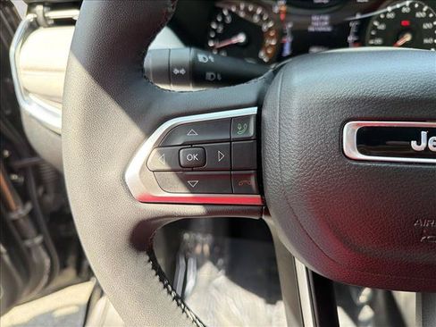 Used 2023 Jeep Compass Limited AWD/4WD image 15