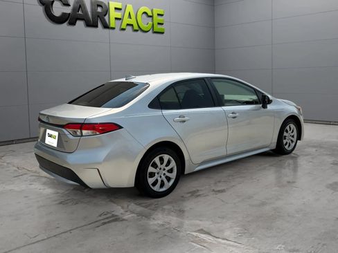 Used 2020 Toyota Corolla LE FWD image 13