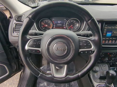 Certified 2021 Jeep Compass Limited image 29