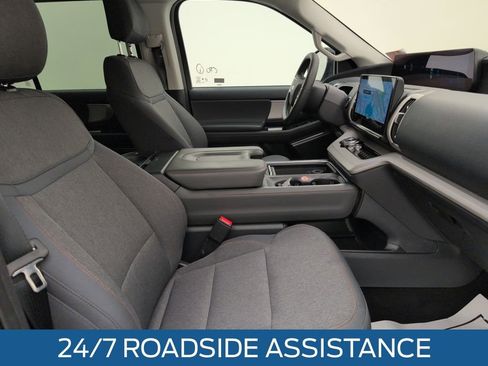 Used 2025 Ford Expedition Max Active image 18