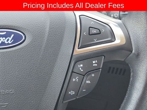 Used 2024 Ford Edge SEL AWD/4WD image 22