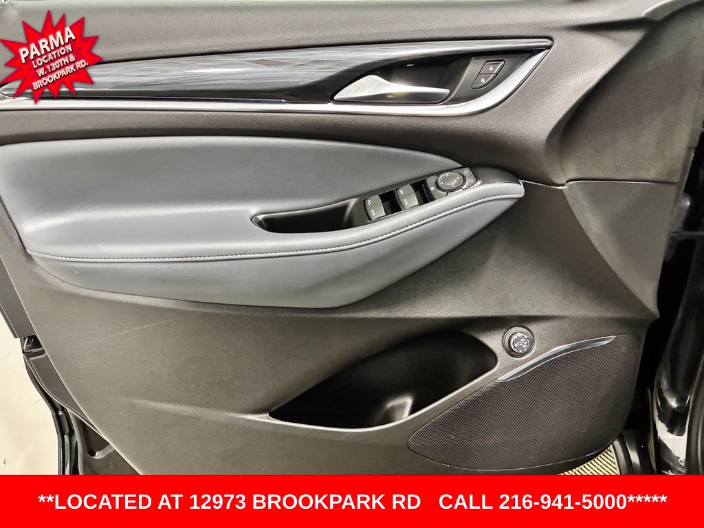 Certified 2024 Buick Enclave Essence AWD/4WD image 8