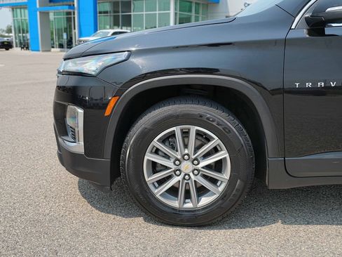 Used 2023 Chevrolet Traverse LT AWD/4WD image 11