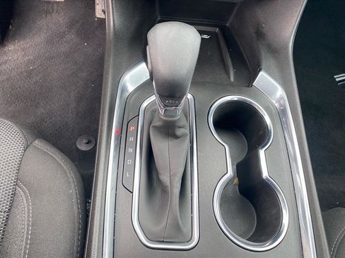 Used 2023 Chevrolet Traverse LT w/ Midnight/Sport Edition image 8