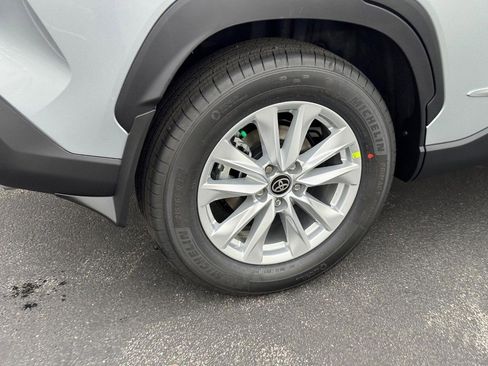 New 2026 Toyota Corolla Cross LE image 4