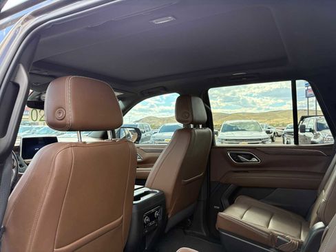 Used 2021 Chevrolet Tahoe High Country AWD/4WD image 27
