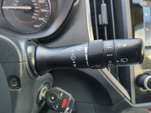 Used 2021 Subaru Crosstrek 2.0i AWD/4WD image 26