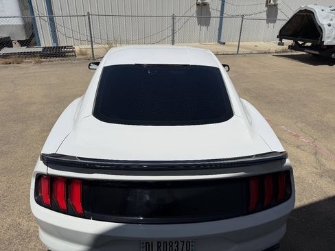 Used 2018 Ford Mustang GT RWD image 9