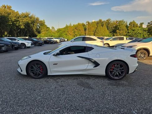 Used 2023 Chevrolet Corvette Stingray Premium Cpe w/ Z51 Performance Package RWD image 8