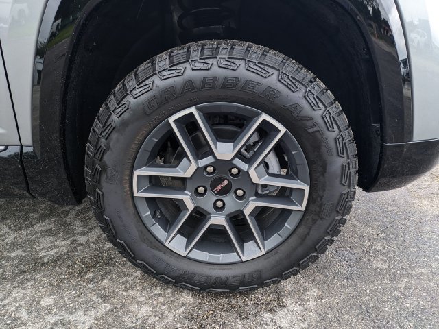 New 2027 GMC Terrain AT4 AWD/4WD image 11